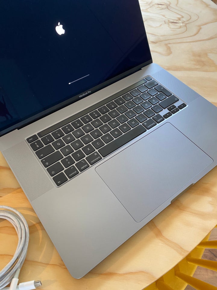 MacBook Pro, A2141, 2,6 GHz 6-core