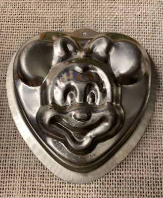 To gamle Disney metalforme Disney