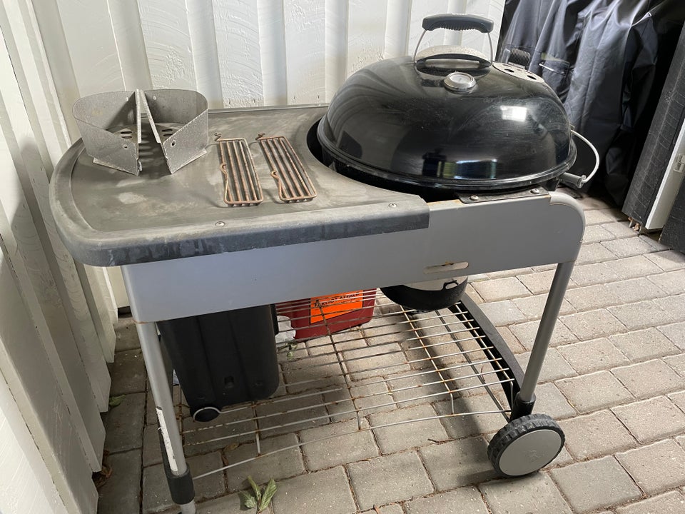 Kuglegrill, Weber