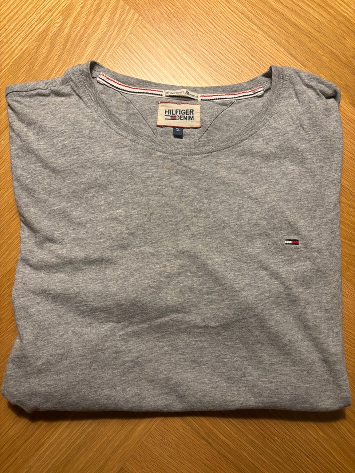 T-shirt, Tommy Hilfiger, str. XL