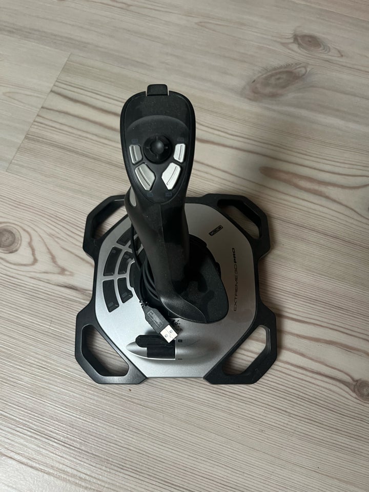 Joystick Logitech Extreme 3D Pro