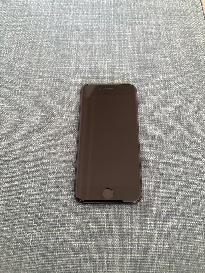 iPhone 8 64 GB sort