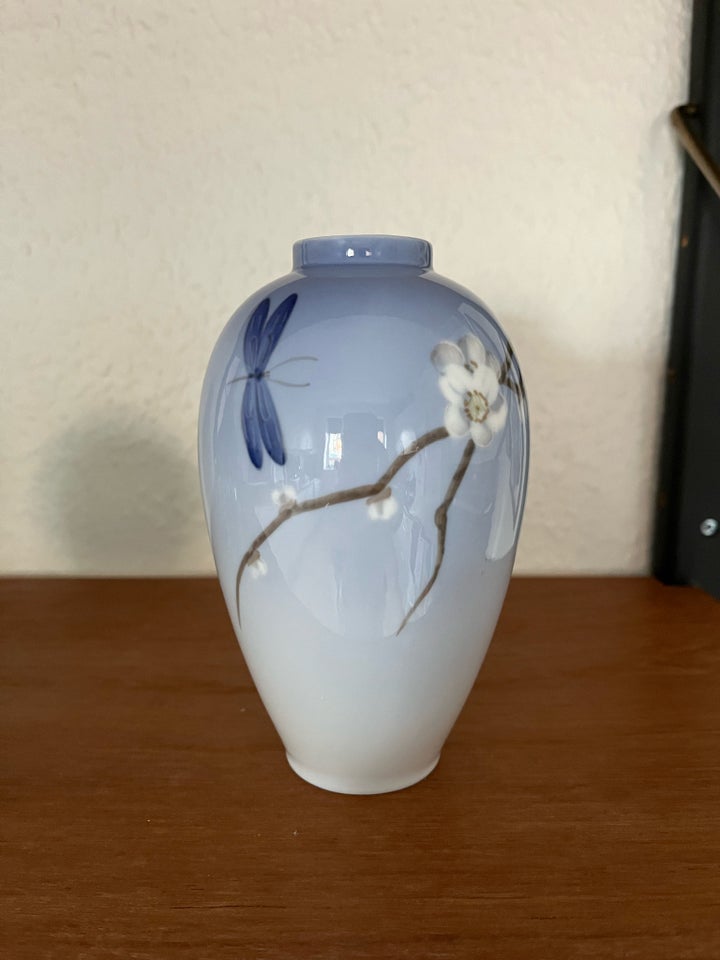 Porcelæn, Art niveau vase, Royal