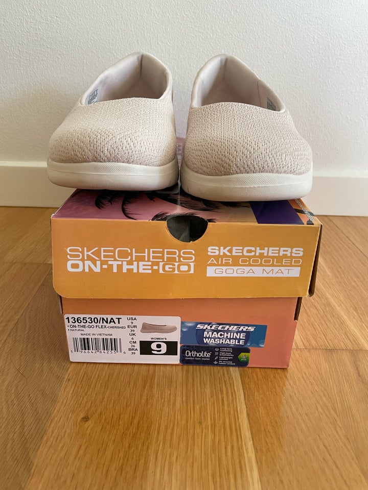 Ballerinasko, str. 39, Skechers