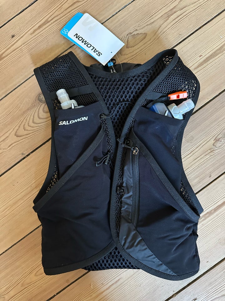 Løbetøj, Salomon Active Skin 8,