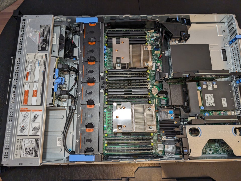 Server, Dell R730