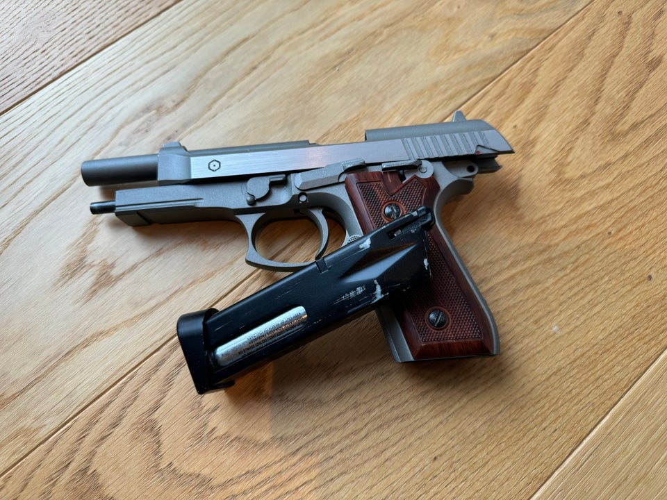 Softgun, Beretta Taurus PT92