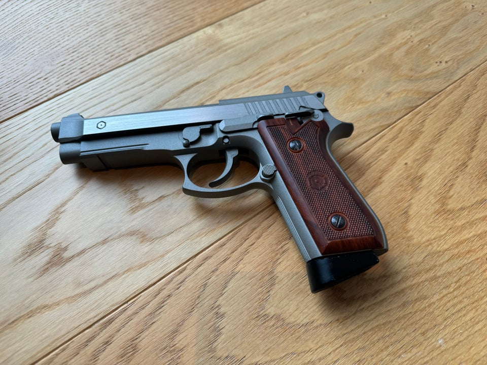 Softgun, Beretta Taurus PT92