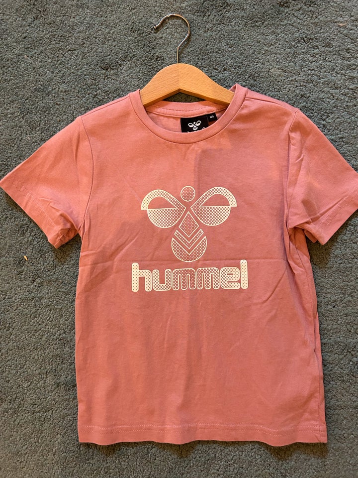 T-shirt, T-shirt, Hummel