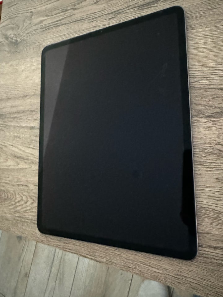 iPad Pro 4 128 GB sort