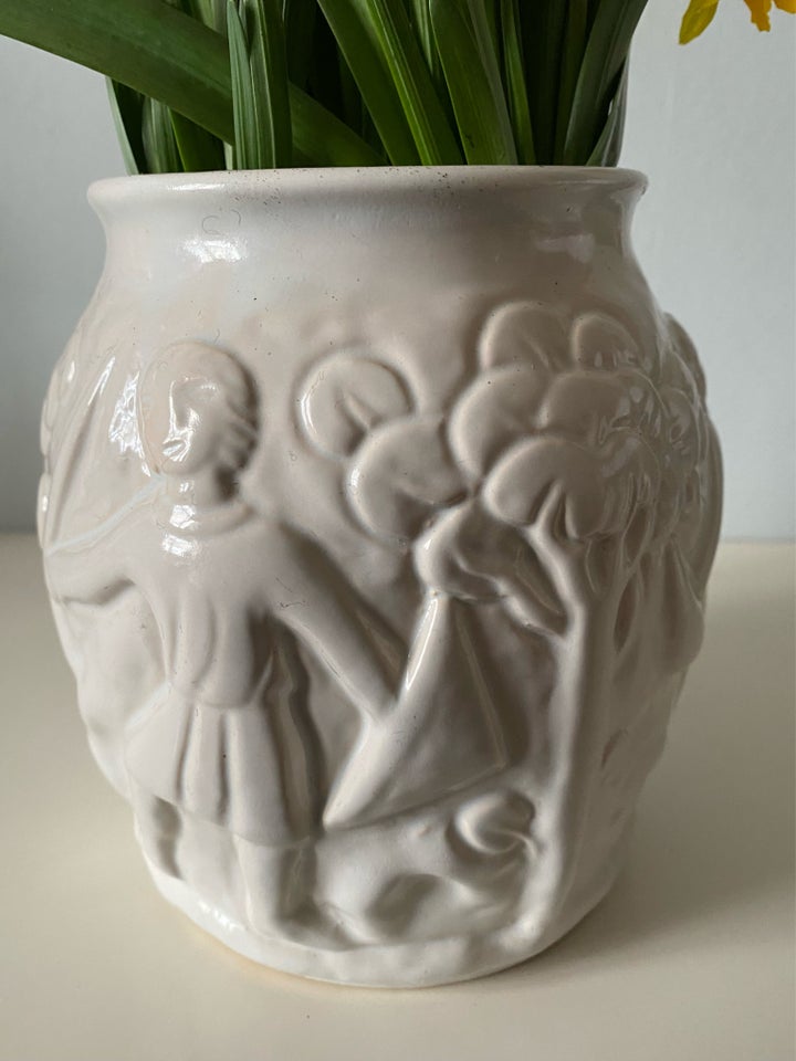 Keramik Gl Hjorth vase nr 653