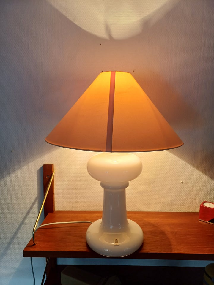 Holmegaard Granny bordlampe