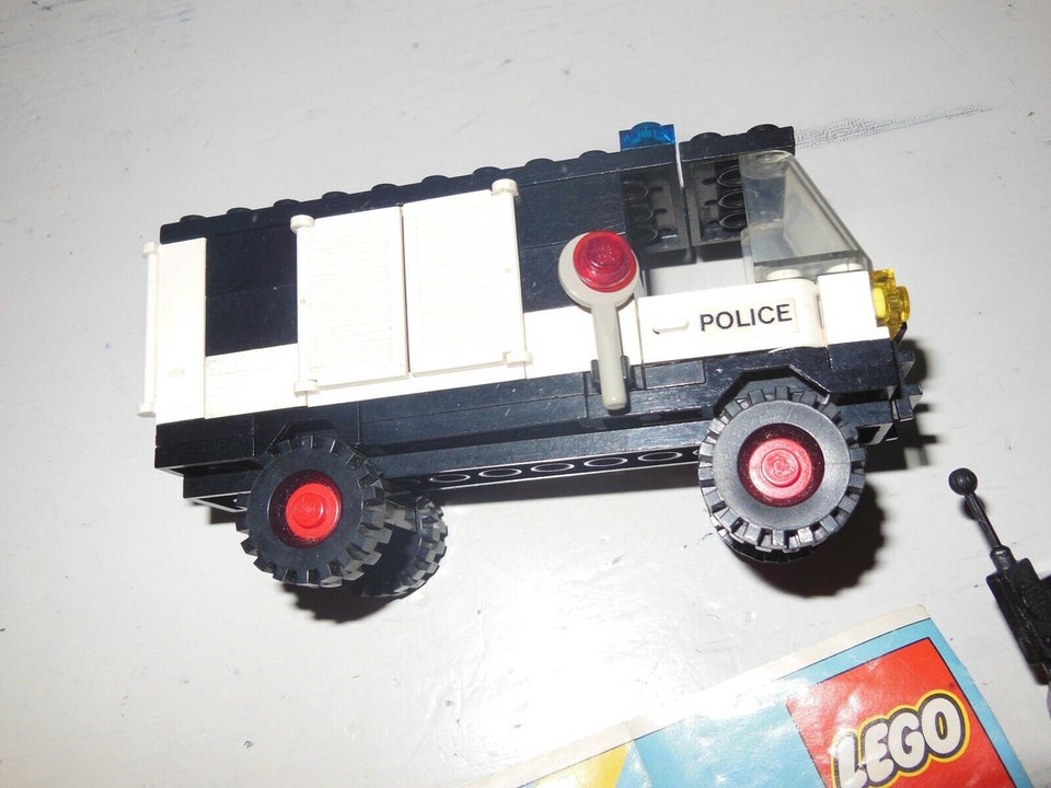 Lego andet LEGO 6681 Police Van