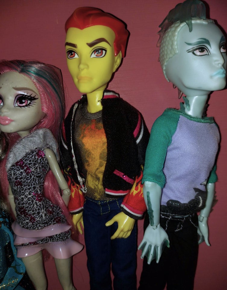 Andet, Monster High dukker