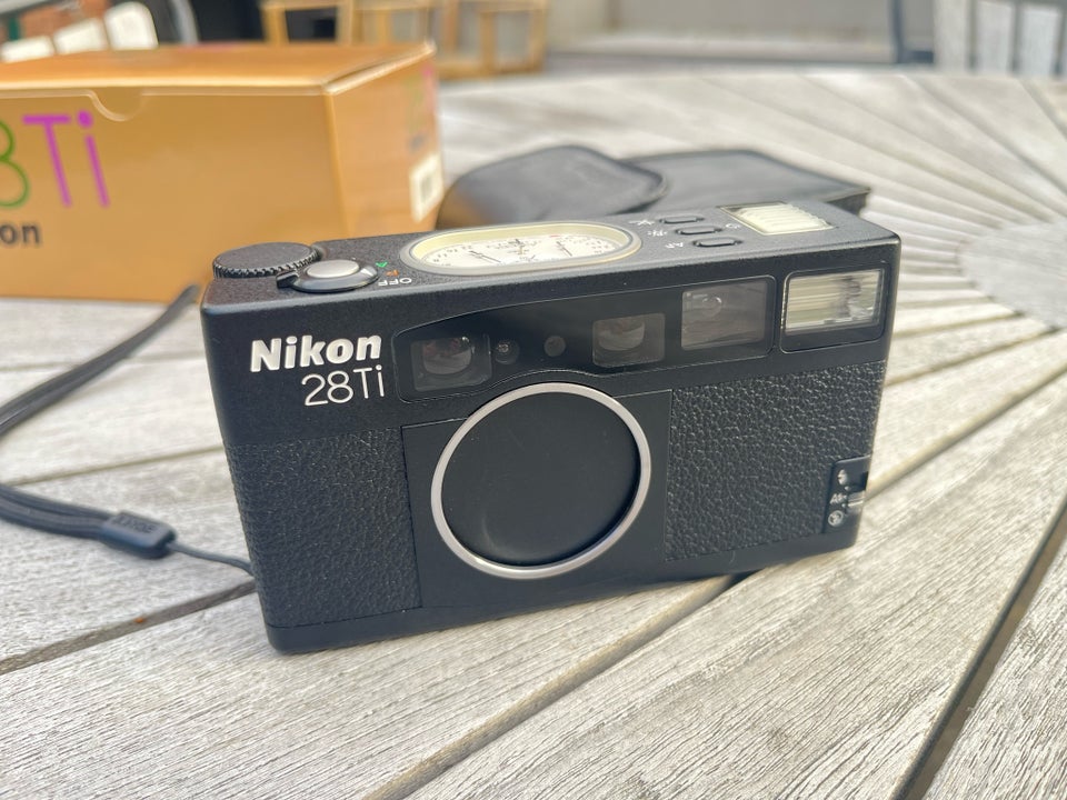 Nikon, Nikon 28Ti, Perfekt