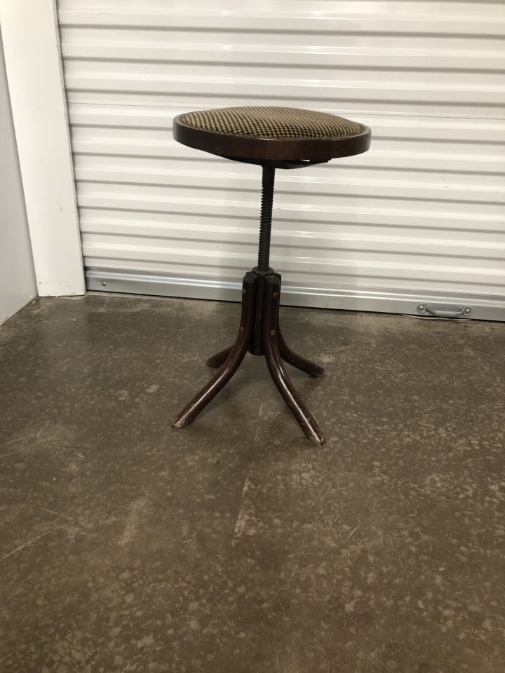 Thonet Klaver skammel, 90 år gl., b: