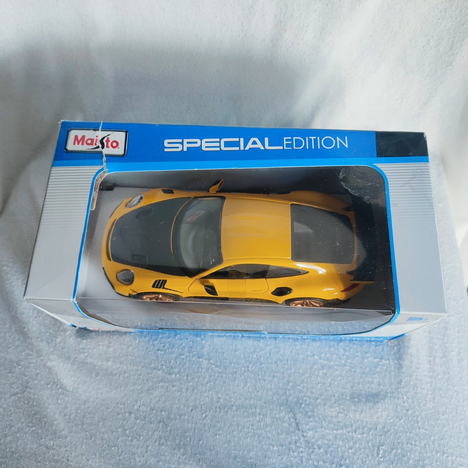 Modelbil Maisto Porsche 911 GT2