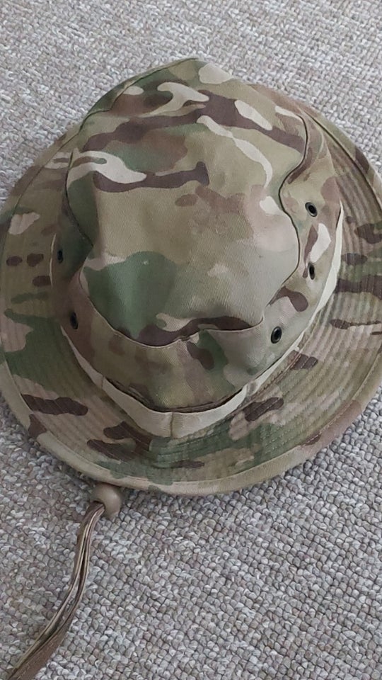 Hat, Forsvaret, str. 59