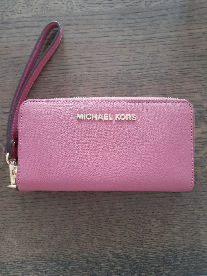 Pung, Michael Kors