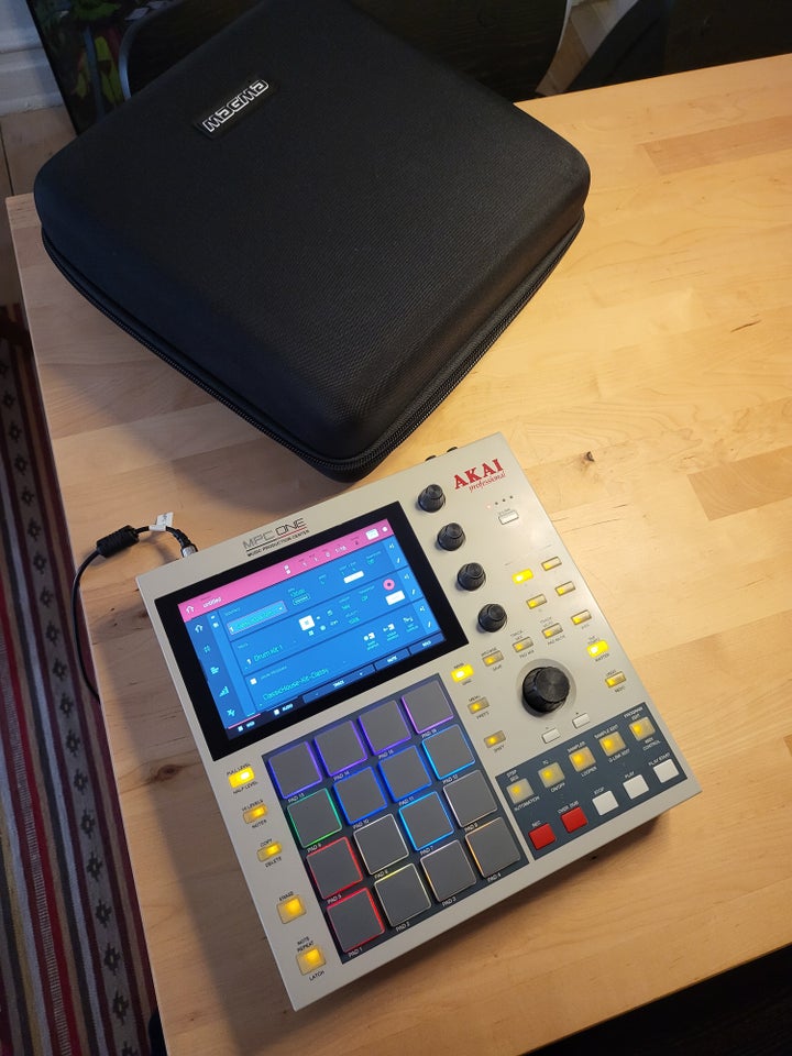 Sampler og DAW, AKAI MPC One Retro