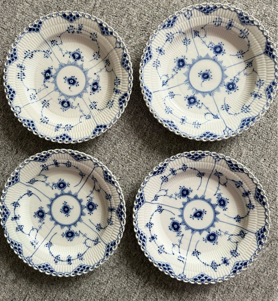 Porcelæn, Tallerkner 25 cm , Royal