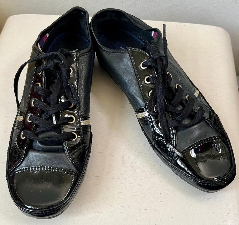 Sneakers, str. 37, Tommy Hilfiger