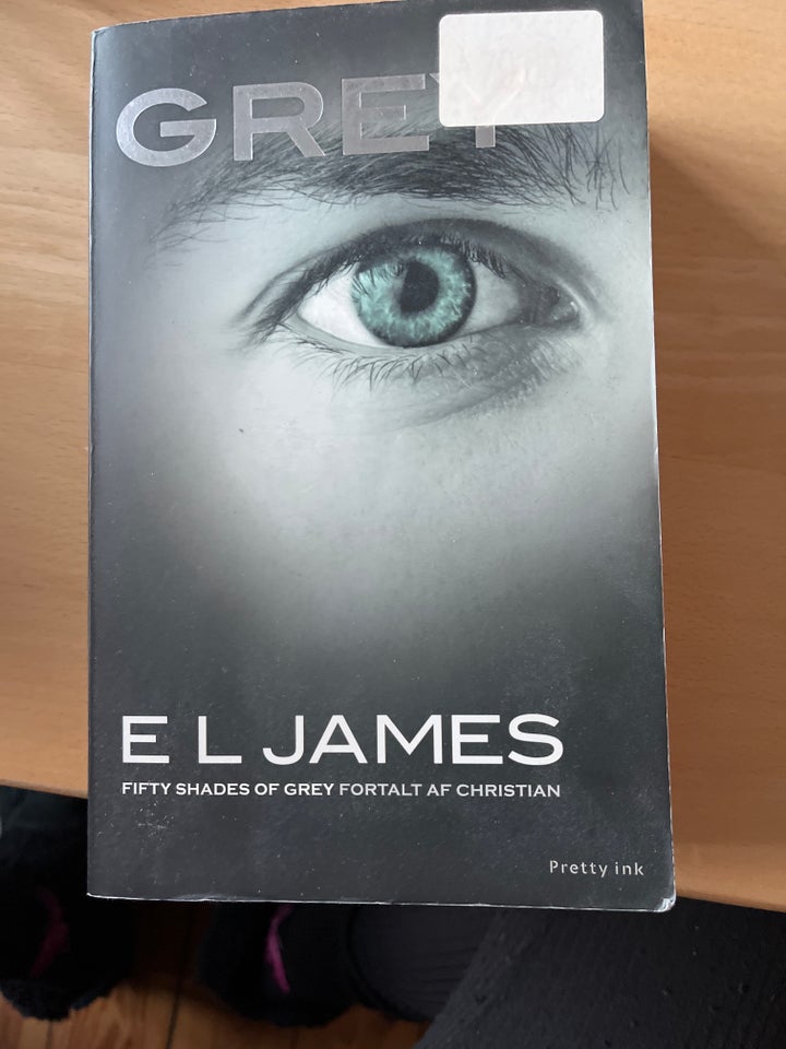 Grey, EL James, genre: romantik