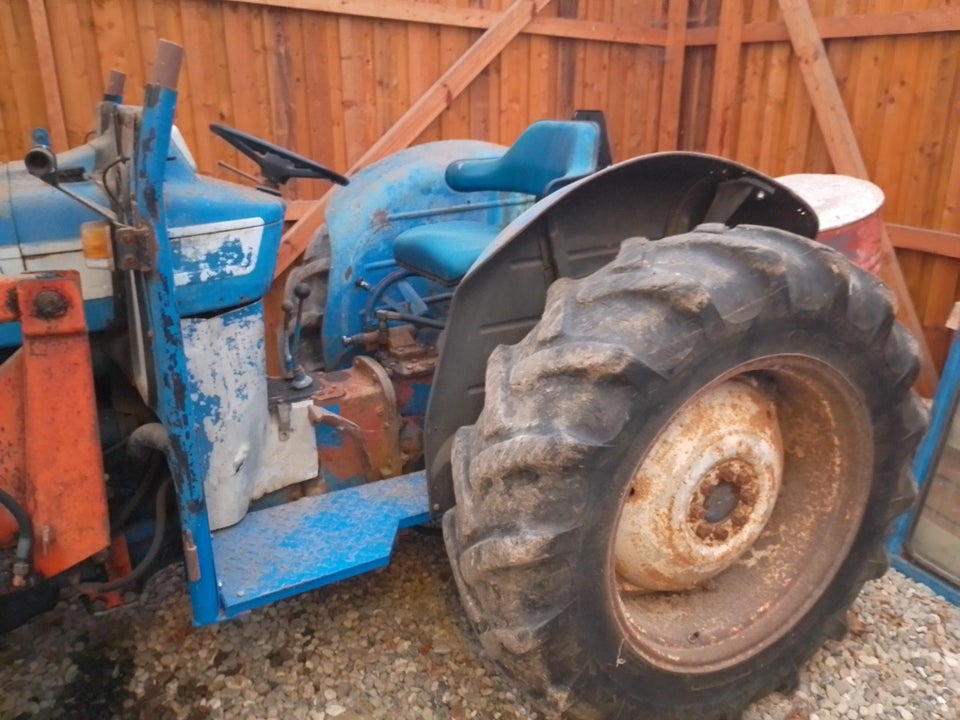 Havetraktor, Ford 3000 Diesel, 46