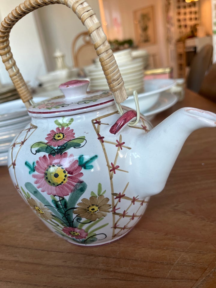 Porcelæn Sydlandsk tepotte til