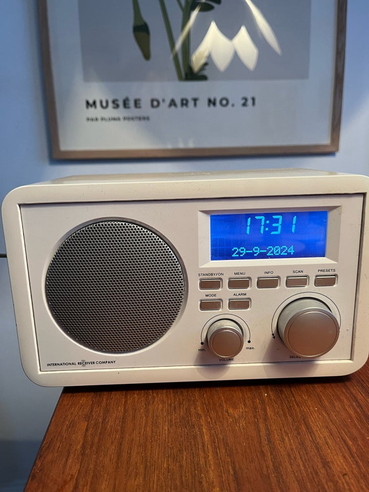 DAB RADIO