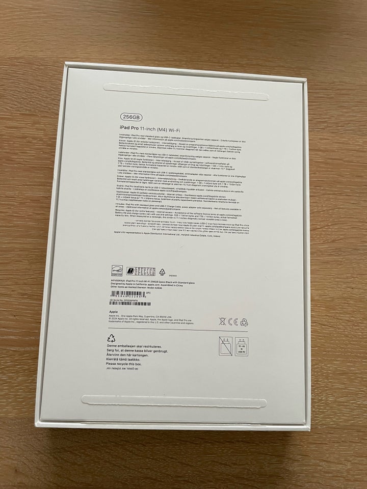 iPad Pro 6, 256 GB, sort