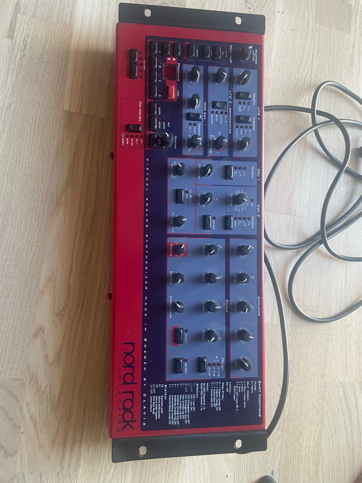 Synthesizer, Clavia Nord Lead Rack