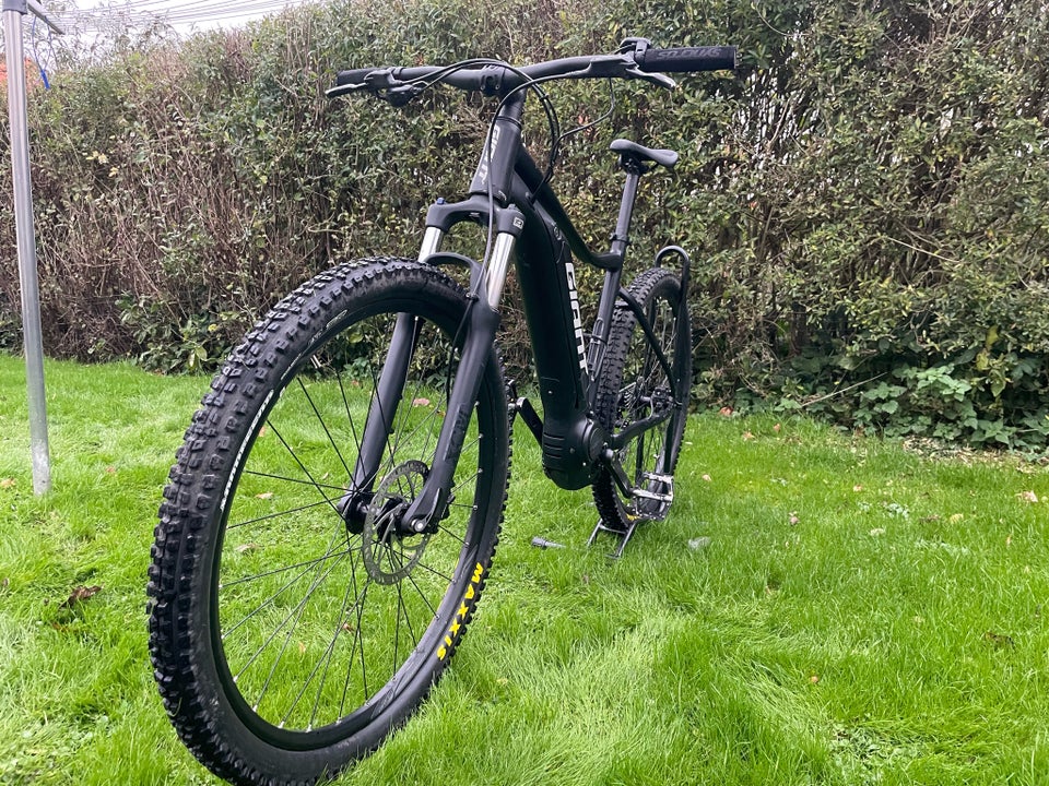 Giant Tallon e+, hardtail, 9 gear