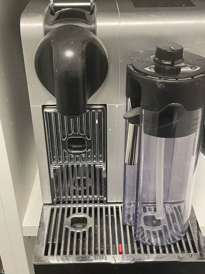 Kaffemaskine  Nespresso Delonghi