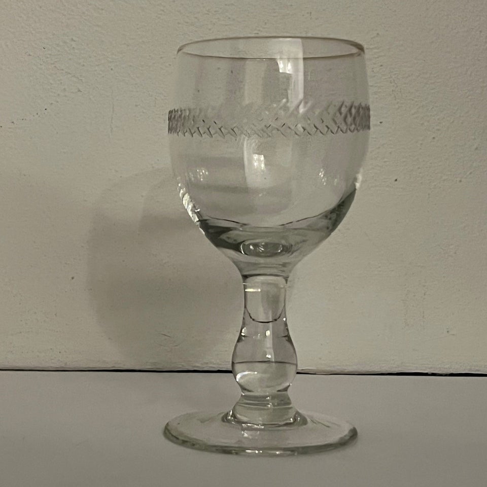 Glas, Rødvinsglas / ølglas /