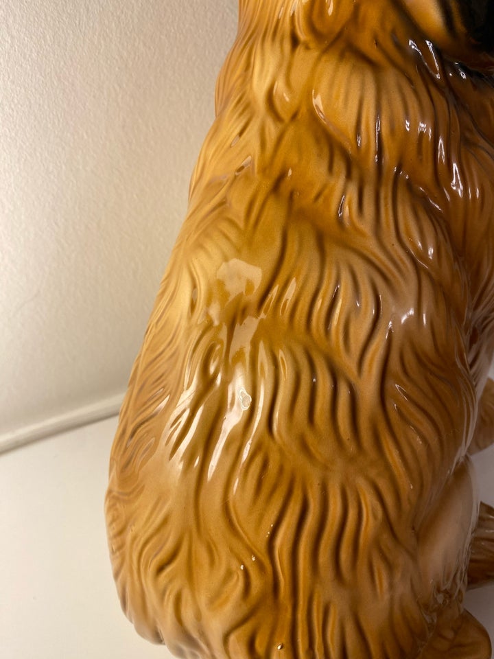 Porcelæns St Bernard hund