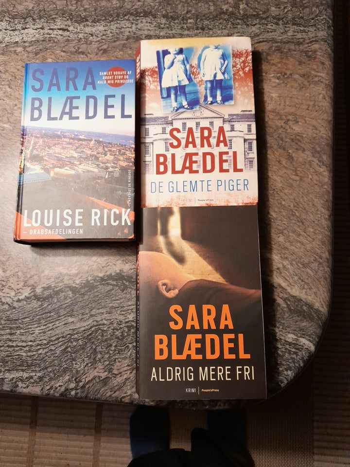 Forskellige, Sara Blædel, genre: