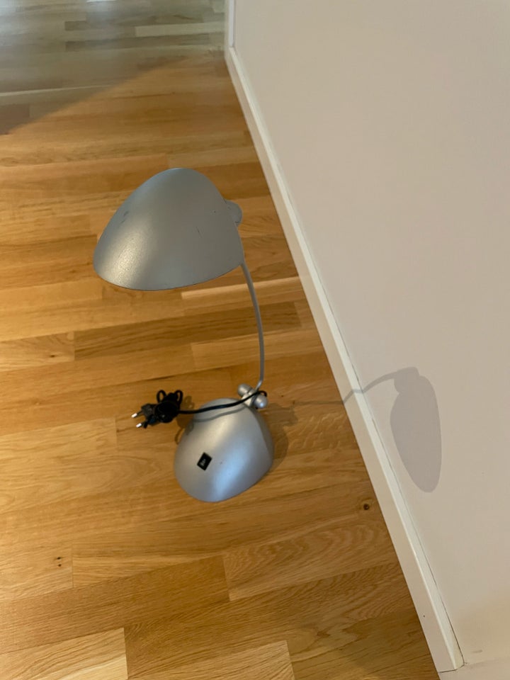 Skrivebordslampe