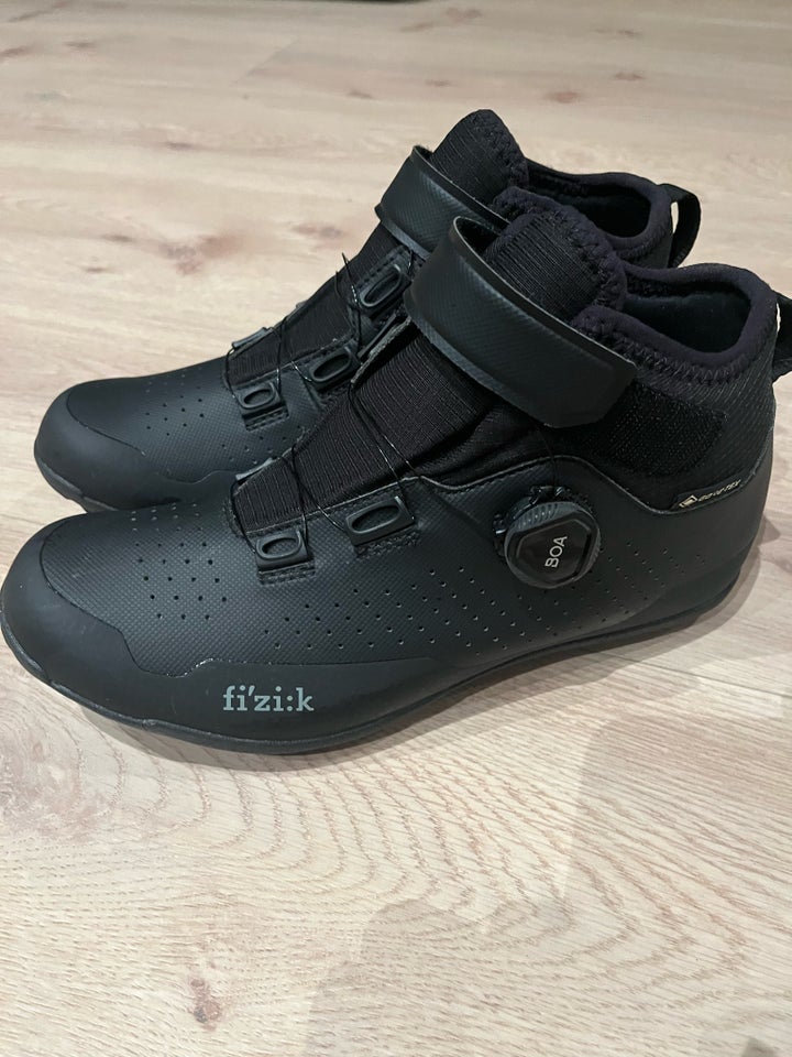 Cykelsko, FIZIK Terra Artica X5 GTX