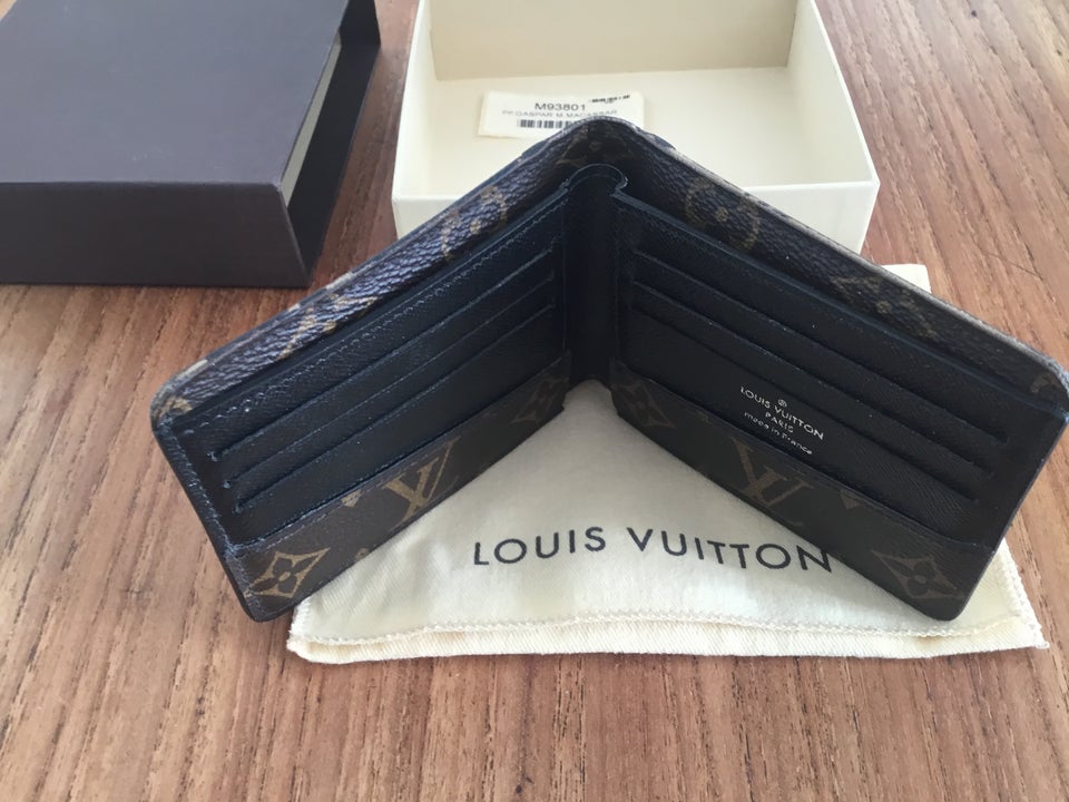 Pung, Louis Vuitton