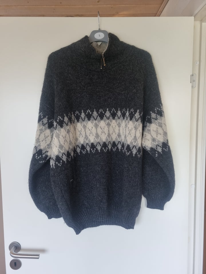 Sweater  str 40