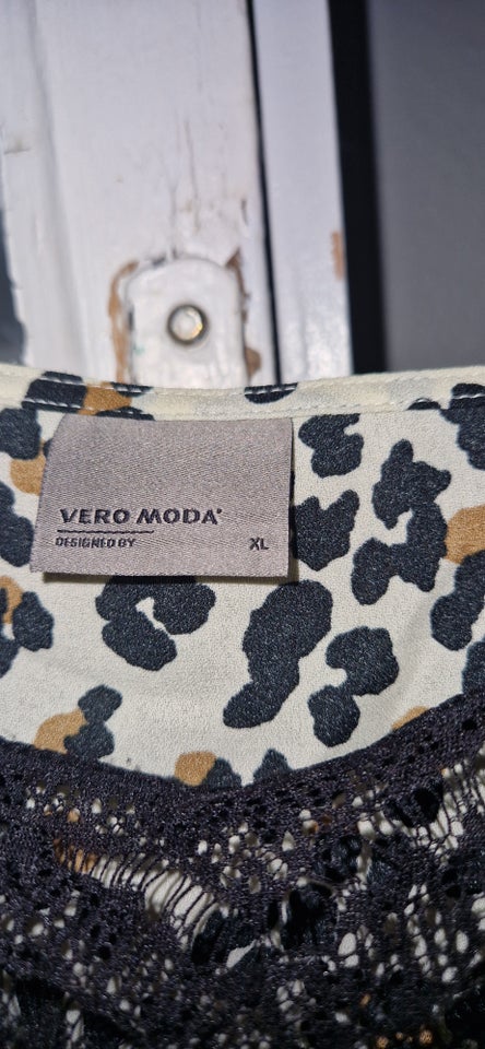 Andet, Vero moda, str. 42