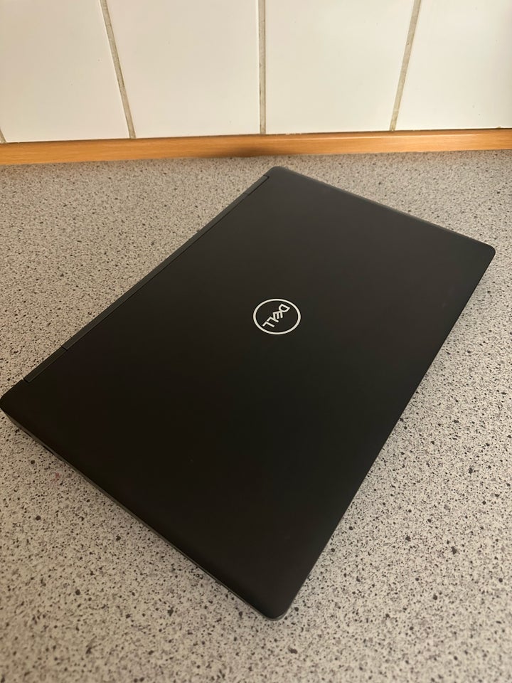 Dell Latitude 5590, 1.6 GHz, 16 GB