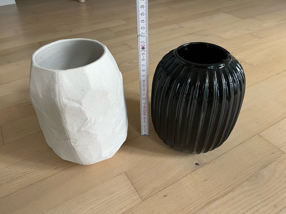 Vase Muubs and Kahler