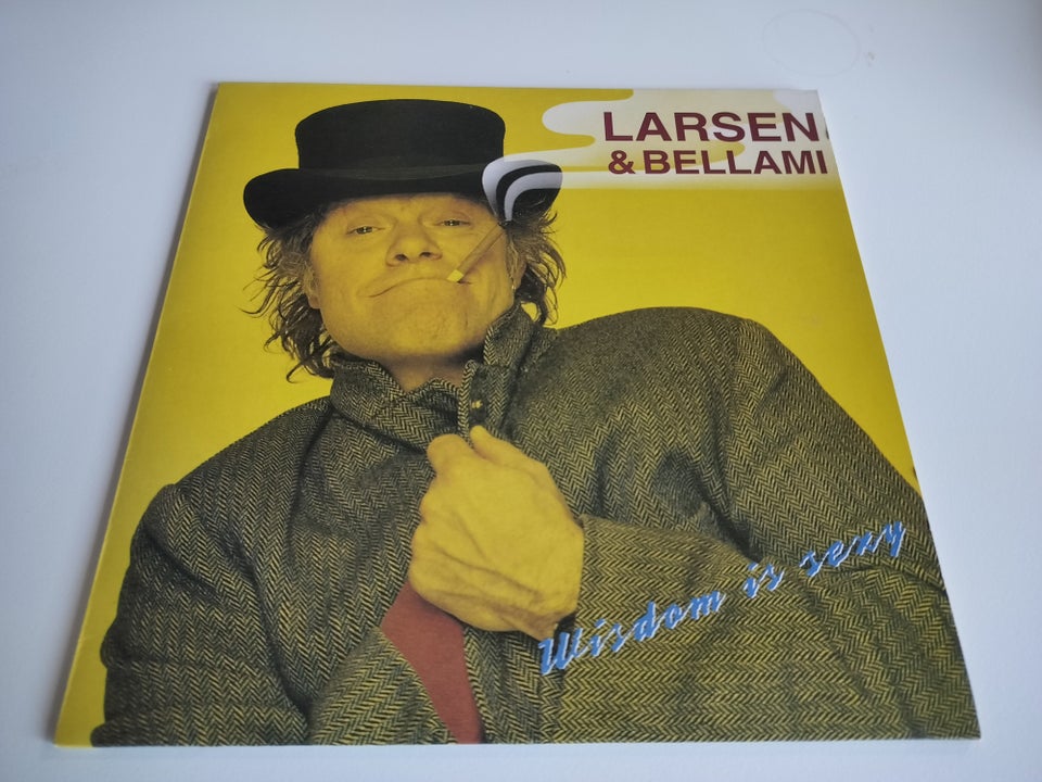 LP, LARSEN  BELLAMI, Visdom er