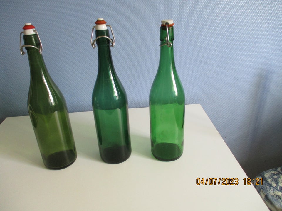 Glas 4*Saft Flasker