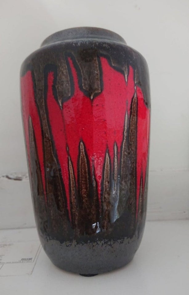 Vase W Germany