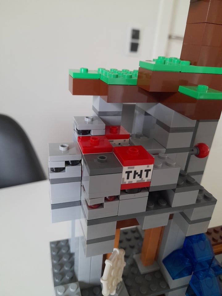 Lego Minecraft, 21118