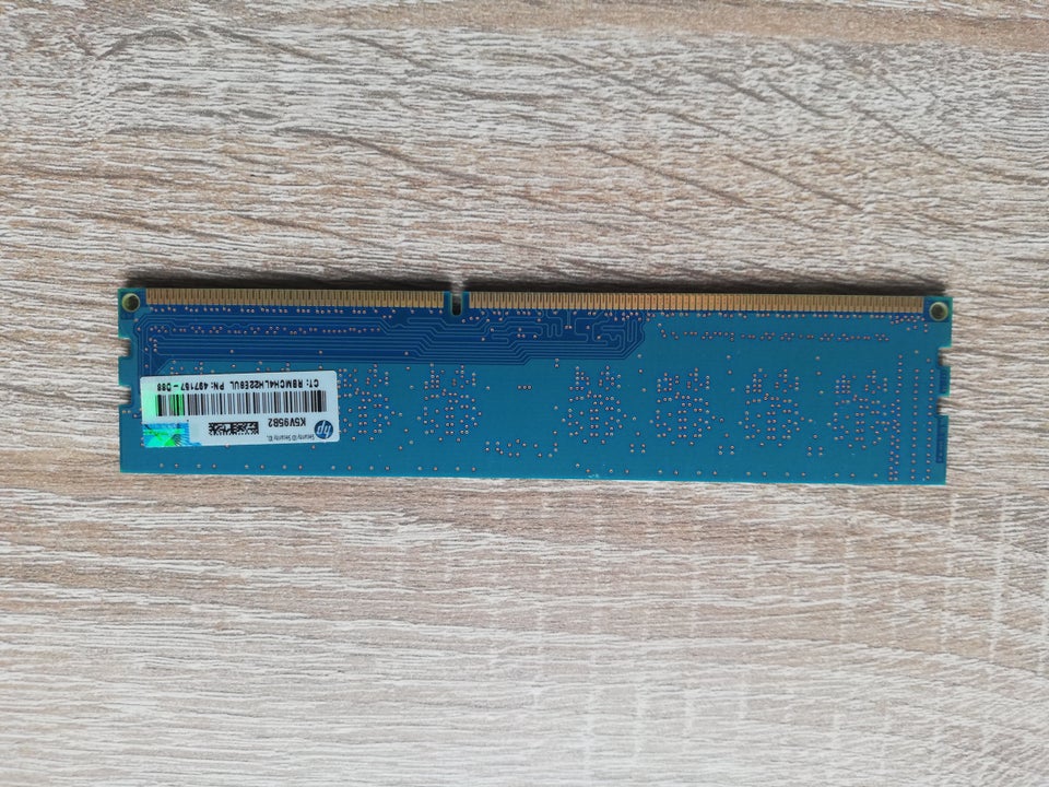 Hynix 2GB DDR3 SDRAM