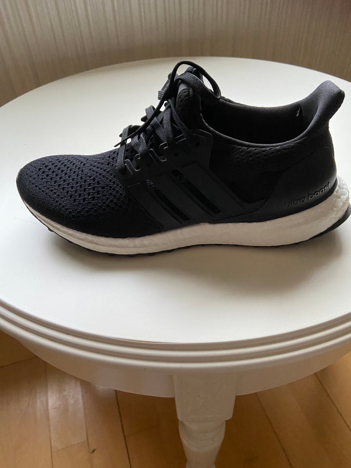 Sneakers, str. 39,5, Addidas